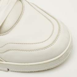 مملوكة مسبقًا Louis Vuitton LV Trainer Size 43 White Fabric and Leather Lace Up Sneakers