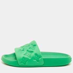 مملوكة مسبقًا Louis Vuitton Waterfront Size 41 Green Monogram Rubber Pool Slide Sandals