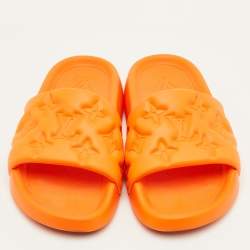 مملوكة مسبقًا Louis Vuitton Waterfront Size 41 Orange Monogram Rubber Pool Slide Sandals