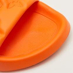 مملوكة مسبقًا Louis Vuitton Waterfront Size 41 Orange Monogram Rubber Pool Slide Sandals