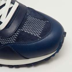 مملوكة مسبقًا Louis Vuitton Run Away Size 41 Navy Blue Leather and Damier Suede Sneakers