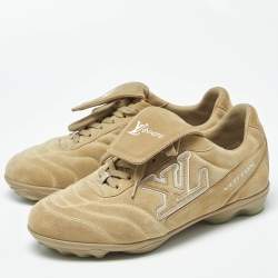 مملوكة مسبقًا حذاء رياضي لوي فيتون أثر القدم سويدي بيج مقاس 39.5