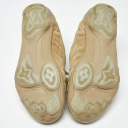 مملوكة مسبقًا حذاء رياضي لوي فيتون أثر القدم سويدي بيج مقاس 39.5