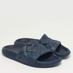 مملوكة مسبقًا Louis Vuitton Waterfront Size 42 Navy Blue Monogram Rubber Pool Slide