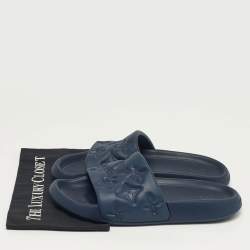مملوكة مسبقًا Louis Vuitton Waterfront Size 42 Navy Blue Monogram Rubber Pool Slide