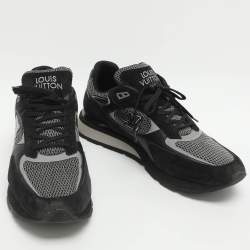 Pre Owned حذاء رياضي لويس فيتون شبكي وأسود جلد سويدي مقاس 46