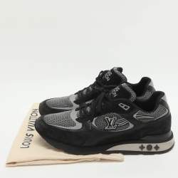 Pre Owned حذاء رياضي لويس فيتون شبكي وأسود جلد سويدي مقاس 46