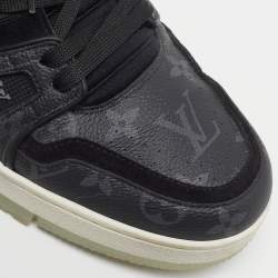 Pre Owned Louis Vuitton LV Trainer Size 42 Black Monogram Canvas and Suede Low Top Sneakers
