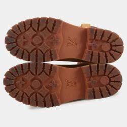 Pre Owned Louis Vuitton Timberland Lv X Timberland Collaboration Mid Boots Beige/Brown Nubuck Leather EU 42.5