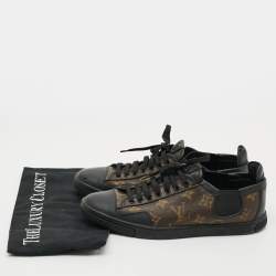 مملوكة مسبقًا حذاء رياضي لوي فيتون سلالوم كانفاس بني مونوغرامي بعنق قصير مقاس 42.5