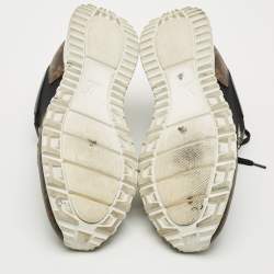 مملوكة مسبقًا Louis Vuitton Run Away Size 42 Black/Brown Monogram Canvas and Mesh Low Top Sneakers
