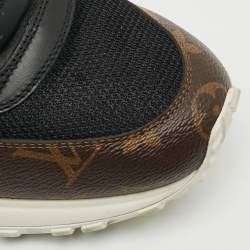 مملوكة مسبقًا Louis Vuitton Run Away Size 42 Black/Brown Monogram Canvas and Mesh Low Top Sneakers