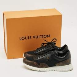 مملوكة مسبقًا Louis Vuitton Run Away Size 42 Black/Brown Monogram Canvas and Mesh Low Top Sneakers
