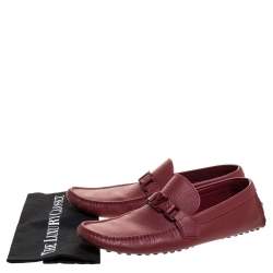 مملوكة مسبقًا Louis Vuitton Red Leather Hockenheim Slip On Loafers Size 42