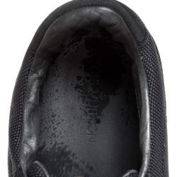 Pre Owned حذاء رياضي لوي فيتون برباط لستاردست  سويدي وكانفاس أسود/رصاصي مقاس 42.5