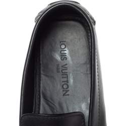 مملوكة مسبقًا حذاء لوفرز لوي فيتون درايفر جلد محبب أسود مقاس 45