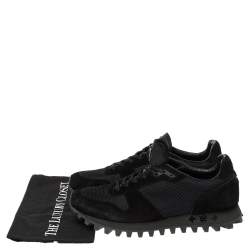 Pre Owned حذاء رياضي لوي فيتون سويدي وشبكة سوداء مقاس 43.5