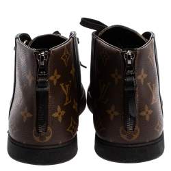 مملوكة مسبقًا حذاء رياضي لوي فيتون كانفاس مونوغرامي وجلد بني /أسود برباط بعنق مرتفع مقاس 41.5