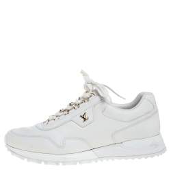 مملوكة مسبقًا Louis Vuitton White Leather Run Away Low Top Sneakers Size 40.5