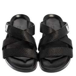 Pre Owned صندل سلايد فلات لوي فيتون بيونير سيور متعاكسة جلد أسود مقاس 43