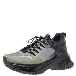LOUIS VUITTON Iridescent Calfskin Mens Run Away Pulse Sneakers 5.5 Black  Purple 979750