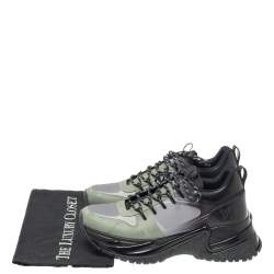 Pre Owned حذاء رياضى لوى فيتون منخفض من أعلى ران أوى بالس شبك وجلد رمادى / أسود مقاس 39