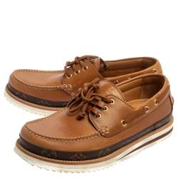 Pre Owned Louis Vuitton Brown Monogram Leather Summerland Boat Moccasins Size 40.5