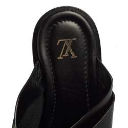 Pre Owned حذاء سلايد فلات لوي فيتون جلد أسود فوش بسيور متعاكسة مقاس 43