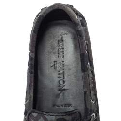 مملوكة مسبقًا حذاء لوفرز لوي فيتون سليب أون سويدي كامو رمادي مقاس 43