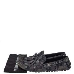 مملوكة مسبقًا حذاء لوفرز لوي فيتون سليب أون سويدي كامو رمادي مقاس 43