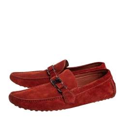 مملوكة مسبقًا Louis Vuitton Red Suede Hockenheim Slip On Loafers Size 43