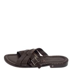 مملوكة مسبقًا Louis Vuitton Brown Python And Leather Criss-Cross Flat Sandals Size 45