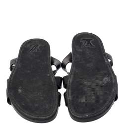 مملوكة مسبقًا صندل سلايد فلات لوي فيتون سيور متعاكسة جلد أسود مقاس 43.5