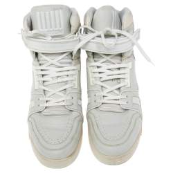 مملوكة مسبقًا Louis Vuitton White/Grey Leather LV Trainer High Top Sneakers Size 45