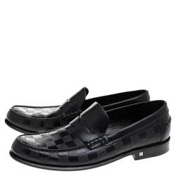 مملوكة مسبقًا Louis Vuitton Black Damier Embossed Leather Outline Penny Slip On Loafers Size 41