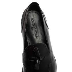 Pre Owned حذاء لوفرز لوي فيتون جلد أسود بالشعار مثقب سليب أون مقاس 40