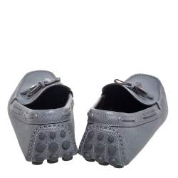 مملوكة مسبقًا Louis Vuitton Grey Leather Imola Tassel Slip On Loafers Size 41