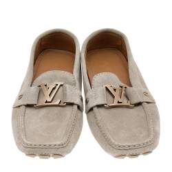 Pre Owned حذاء لوفرز لوي فيتون مونت كارلو سويدي رصاصي مقاس 41