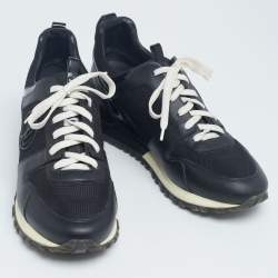 مملوكة مسبقًا Louis Vuitton Black Mesh and Leather Run Away Lace Up Sneakers Size 42