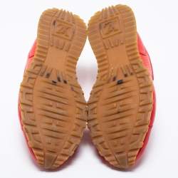 مملوكة مسبقًا حذاء رياضي لوي فيتون x سوبريم راناواي جلد حمراء مقاس 44.5