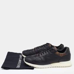 مملوكة مسبقًا Louis Vuitton Black/Brown Python And Monogram Canvas Sneakers Size 42.5