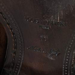 مملوكة مسبقًا حذاء ديربي لوي فيتون سويدى بنى وجلد نمط بروغي مقاس 45.5