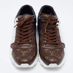 مملوكة مسبقًا Louis Vuitton Black/Brown Leather And Monogram Canvas Run Away Sneakers Size 43