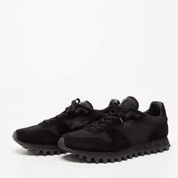 Louis Vuitton Runner Sneakers in Black Suede ref.622875 - Joli Closet