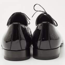 مملوكة مسبقًا Louis vuitton Black Patent Leather Lace Up Oxfords Size 41.5