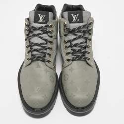 Pre Owned Louis Vuitton Green Canvas Lace Up Sneakers Size 44