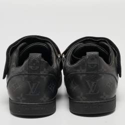 مملوكة مسبقًا Louis Vuitton Black Leather and Monogram Canvas Passenger Sneakers Size 42.5