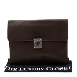 Pre Owned Louis Vuitton Brown Taiga Leather Minuto Portfolio Case