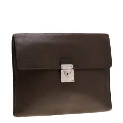 Pre Owned Louis Vuitton Brown Taiga Leather Minuto Portfolio Case