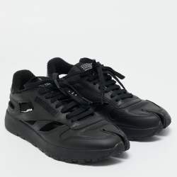 Pre Owned Maison Martin Margiela x Reebok Black Leather Tabi Sneakers Size 43